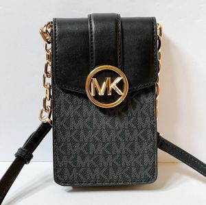Micheal Kors Carmen Small Logo Smartphone Crossbody bag